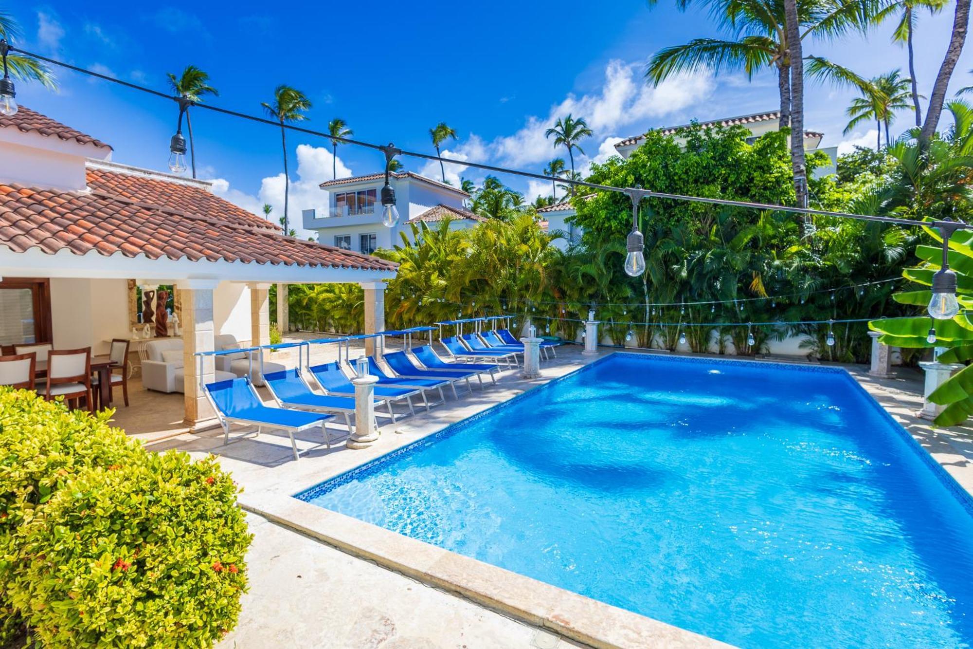 Huge 7-Bedroom Beach Villa With Private Pool - Los Corales Villas 푼타 카나 외부 사진